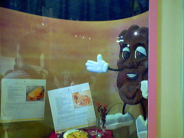 It wouldn't be Cali without the California Raisins. :D